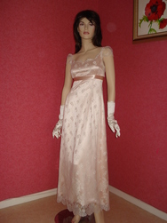 robe mariée dentelle et soie rose